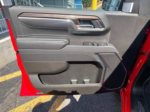 New 2025 Chevrolet Silverado 1500 LT w/ Convenience Package II image 17