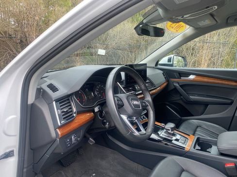 Used 2023 Audi Q5 2.0T Premium w/ Convenience Package image 14