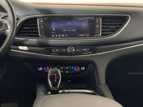 Used 2020 Buick Enclave Essence AWD/4WD image 24