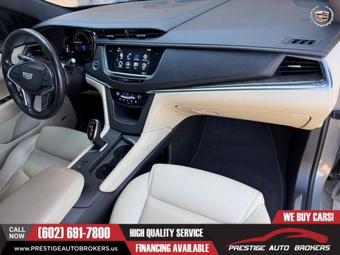 Used 2018 Cadillac XT5 FWD image 45