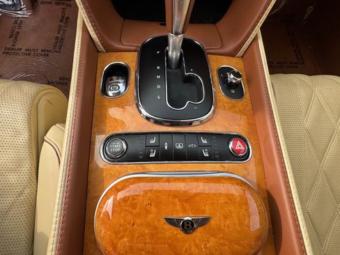 Used 2016 Bentley Flying Spur V8 AWD/4WD image 26