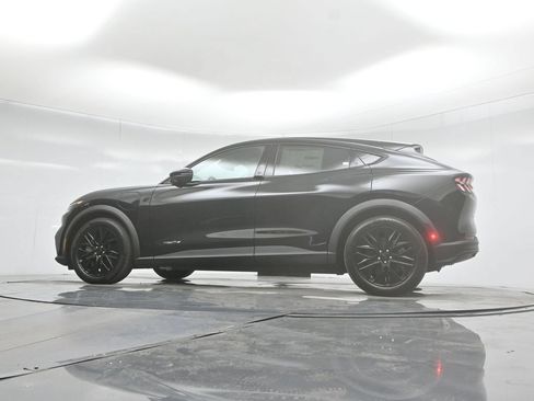 Used 2025 Ford Mustang Mach-E Select w/ Comfort Package Lite RWD image 53