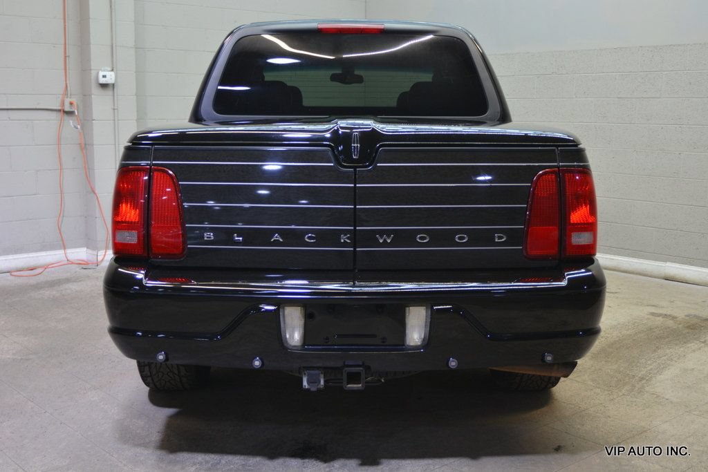 Used 2002 Lincoln Blackwood RWD image 36