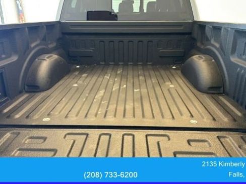 Used 2023 Ford F150 Lariat w/ Trailer Tow Package AWD/4WD image 19