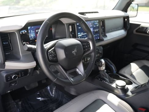 Used 2024 Ford Bronco Wildtrak AWD/4WD image 10