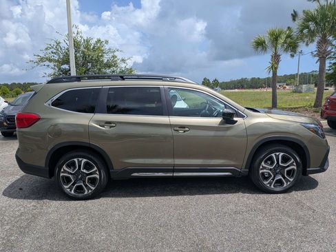 Used 2026 Subaru Ascent Limited AWD/4WD image 3