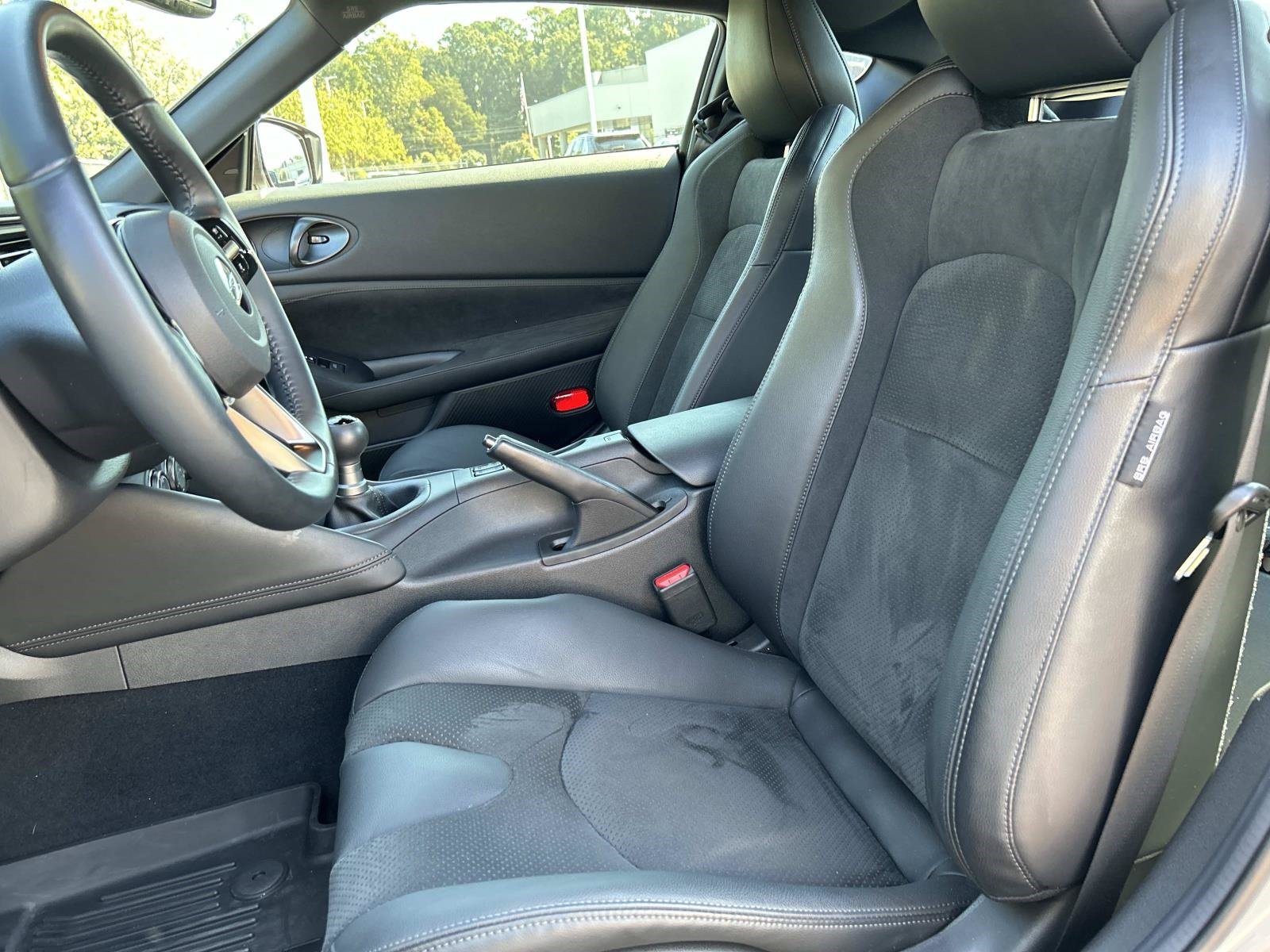 Used 2024 Nissan Z Performance w/ Floor Mat Package RWD image 14