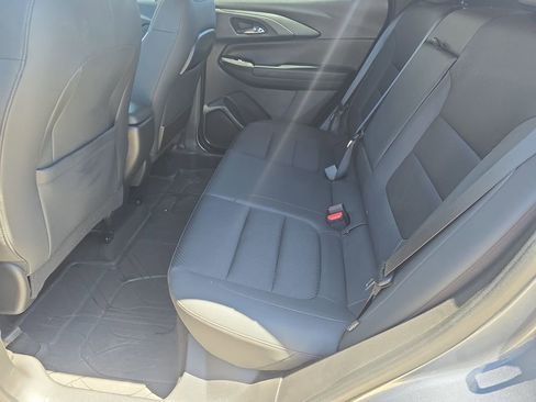 Used 2021 Chevrolet TrailBlazer RS w/ Driver Confidence Package FWD image 14