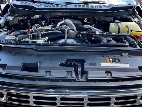 Used 2025 Ford F250 XLT image 27