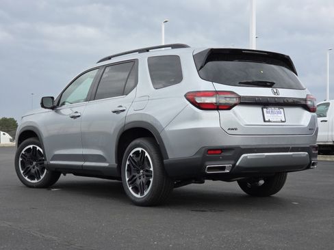 New 2026 Honda Pilot image 17