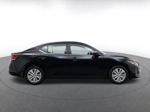 Used 2025 Nissan Sentra S FWD image 18