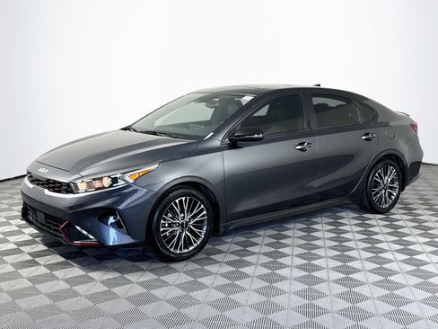 Used 2024 Kia Forte GT-Line w/ GT-Line Premium Package FWD image 4