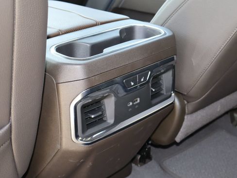 Used 2025 GMC Sierra 1500 Denali w/ Denali Reserve Package AWD/4WD image 19