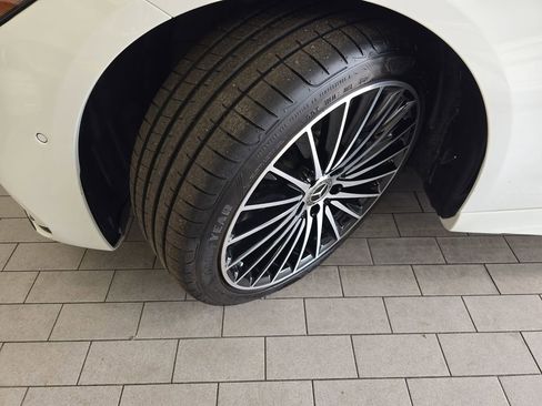 Certified 2025 Mercedes-Benz C 300 Sedan image 38