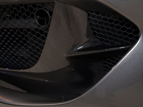 Used 2019 Ferrari 812 Superfast RWD image 9