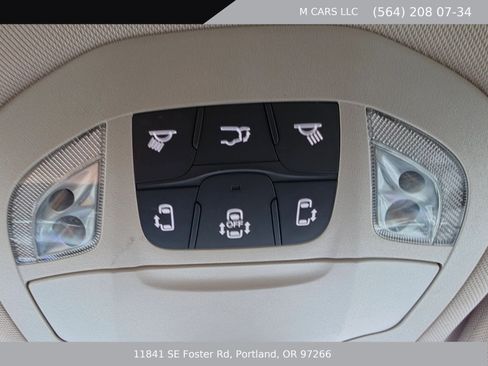 Used 2024 Chrysler Pacifica Limited FWD image 21