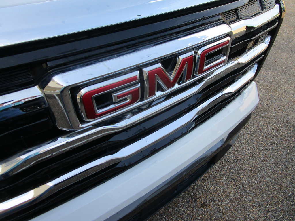 New 2026 GMC Terrain Elevation w/ Elevation Premium Package FWD image 19
