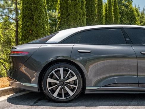 Used 2023 Lucid Air Touring AWD/4WD image 14