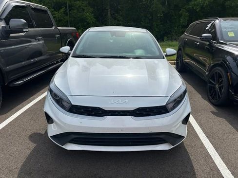 Used 2024 Kia Forte LXS FWD image 2