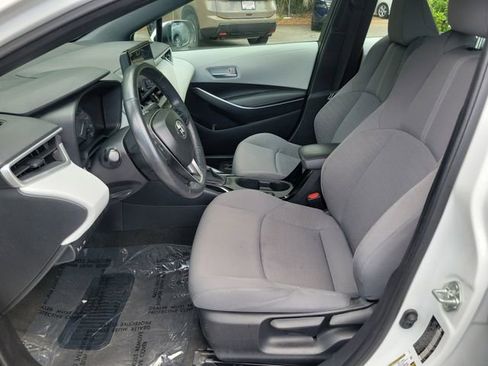 Used 2024 Toyota Corolla SE image 29