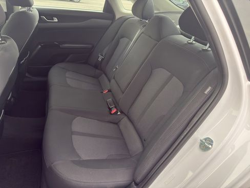 Used 2023 Kia K5 LXS image 42