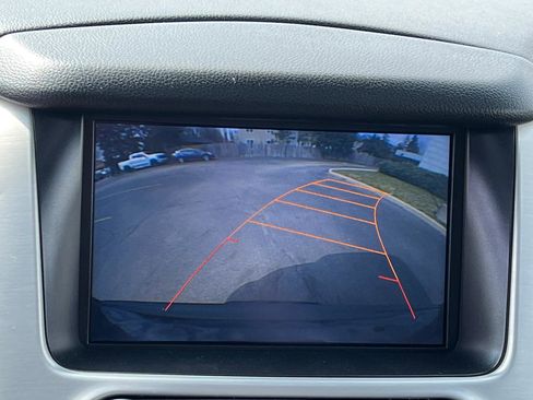 Used 2015 GMC Yukon XL SLT w/ Open Road Package image 27