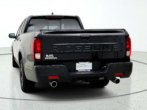 Used 2024 Honda Ridgeline Black Edition image 6