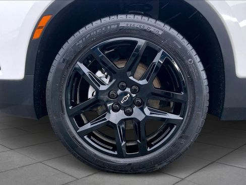 Used 2020 Chevrolet Blazer LT image 9