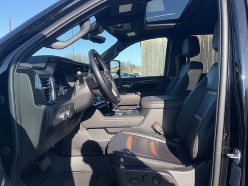 Used 2024 GMC Sierra 3500 AT4 w/ AT4 Premium Plus Package image 10