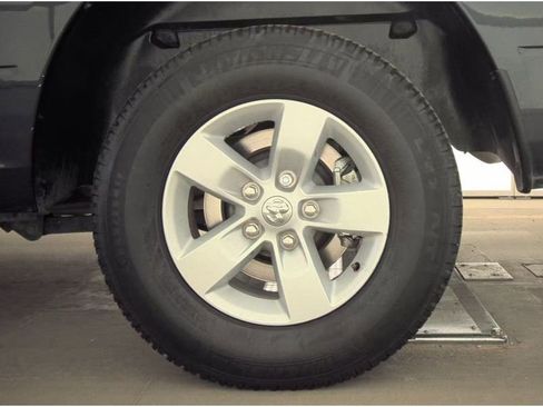 Used 2019 RAM 1500 Tradesman w/ Chrome Plus Package image 13