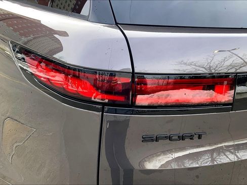 New 2026 Land Rover Range Rover Sport Dynamic SE image 14