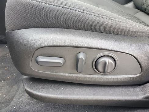 Certified 2022 Chevrolet Blazer LT image 22