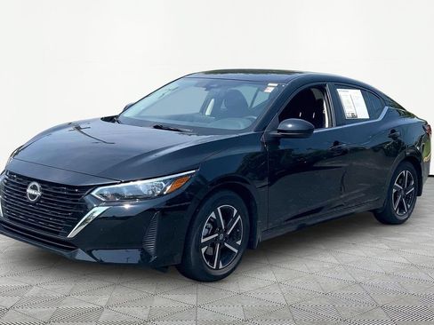 Used 2025 Nissan Sentra SV FWD image 3