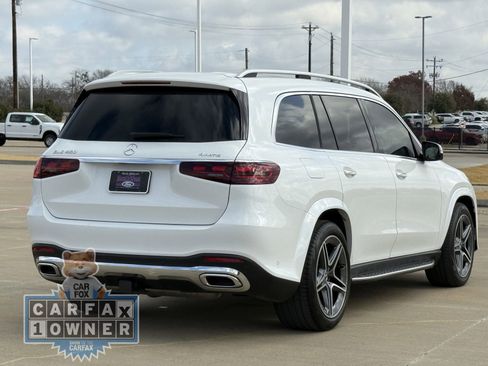 Used 2025 Mercedes-Benz GLS 450 4MATIC image 4