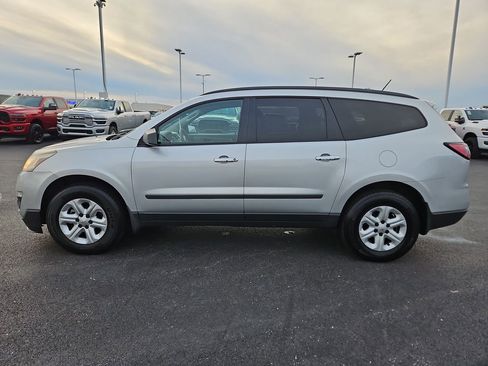 Used 2015 Chevrolet Traverse LS image 4