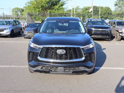 Used 2023 INFINITI QX60 Luxe AWD/4WD image 3