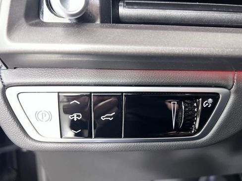 Used 2026 Cadillac Vistiq Platinum AWD/4WD image 17