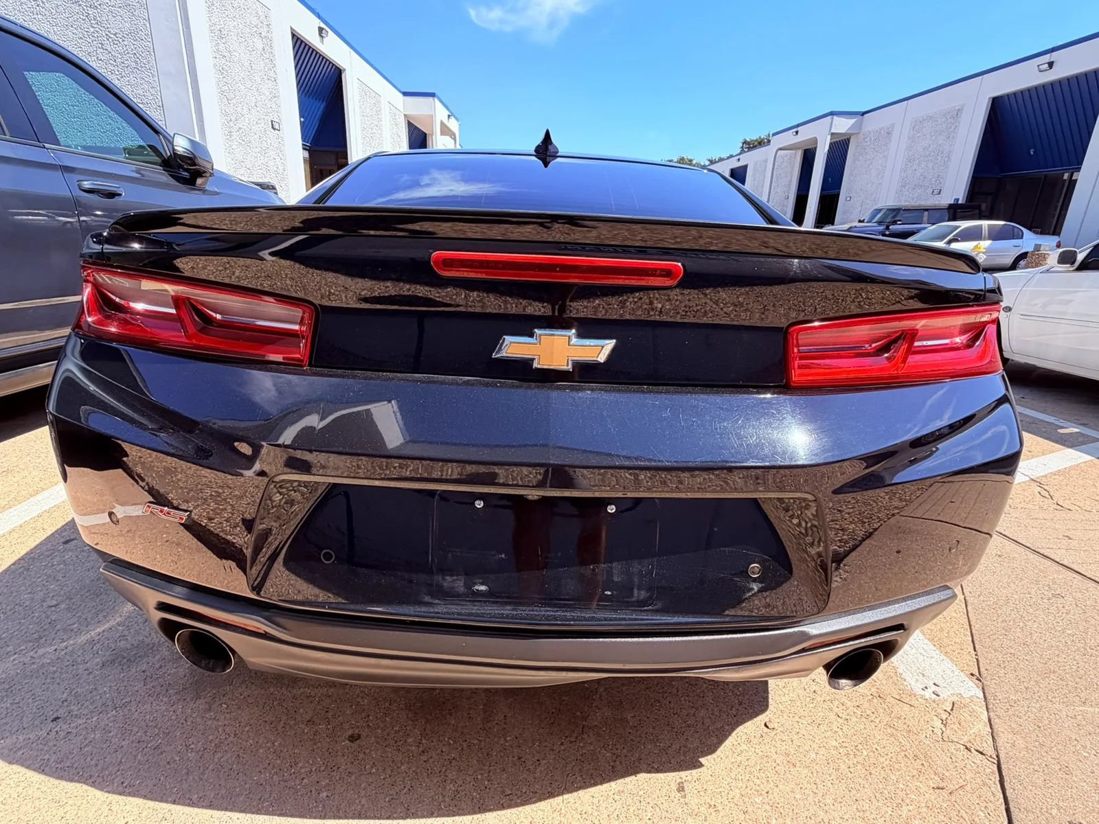 Used 2017 Chevrolet Camaro LT RWD image 4