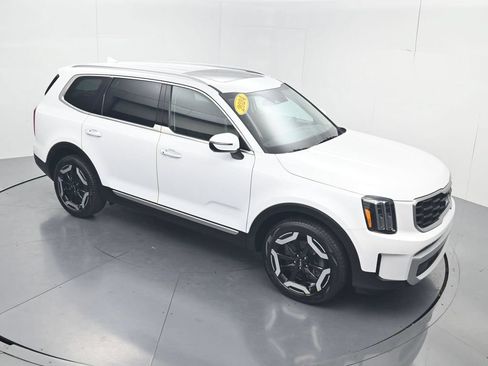 Certified 2024 Kia Telluride S w/ S Sunroof Package AWD/4WD image 48