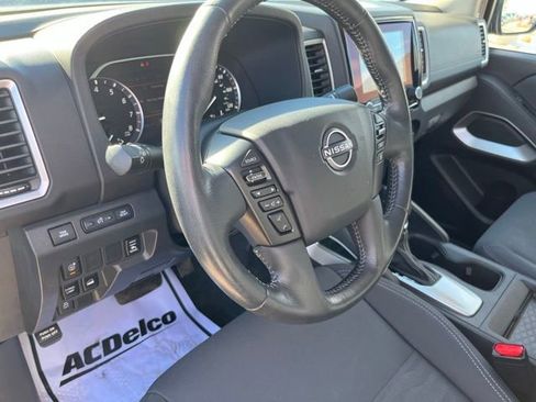 Used 2023 Nissan Frontier SV w/ SV Convenience Package image 14