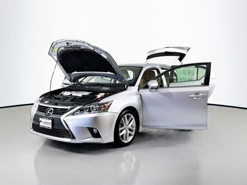 Used 2016 Lexus CT 200h w/ Seat Comfort Package FWD image 22