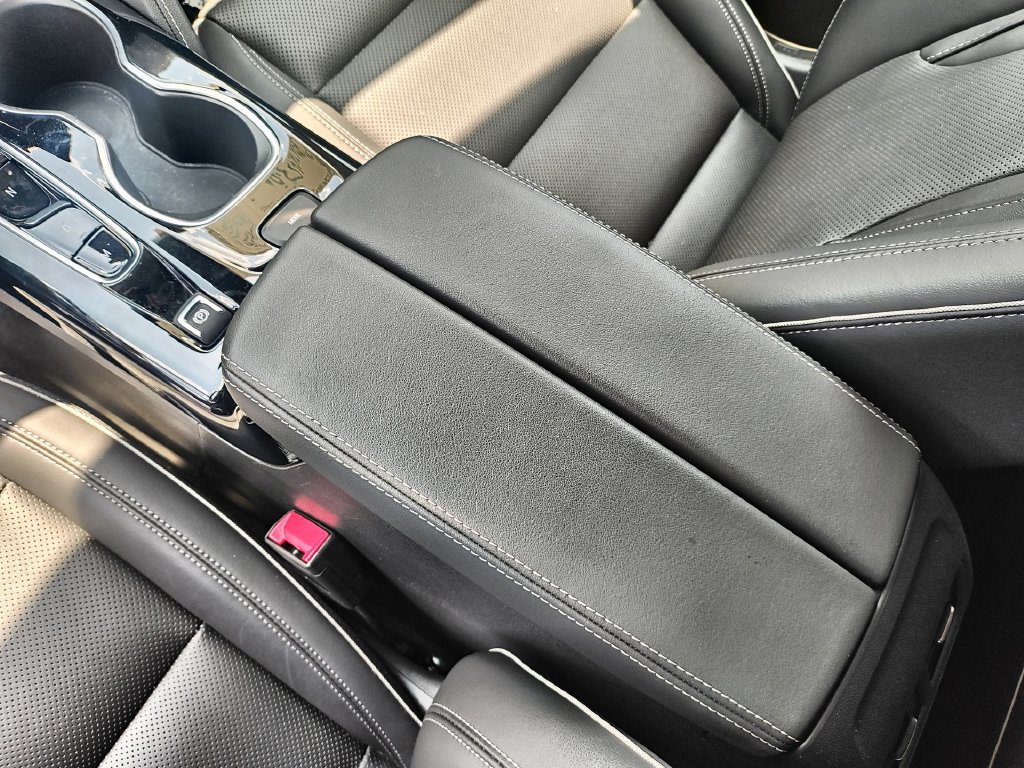 Used 2023 Buick Envision Essence FWD image 21
