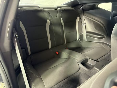 Used 2019 Chevrolet Camaro SS RWD image 31