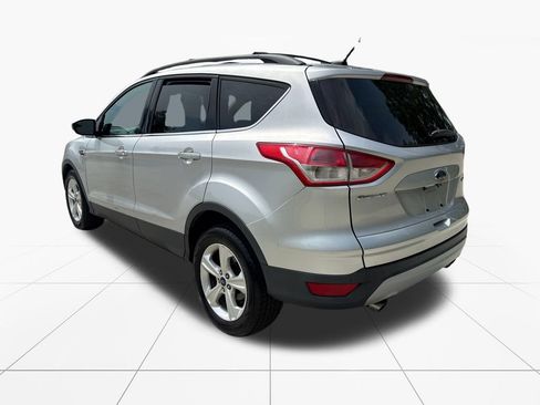 Used 2015 Ford Escape SE w/ Equipment Group 201A FWD image 6