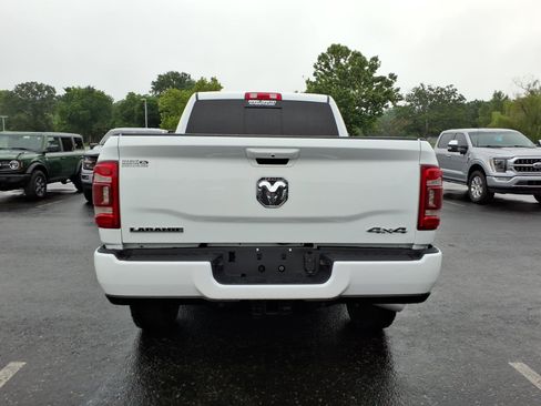 Used 2024 RAM 2500 Laramie AWD/4WD image 4