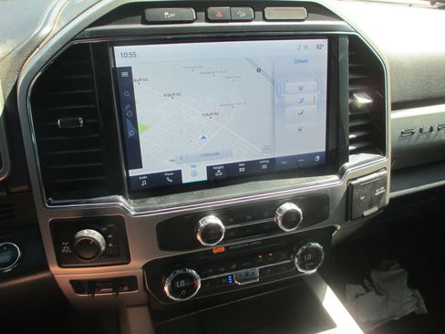 Used 2022 Ford F250 Lariat w/ Lariat Ultimate Package AWD/4WD image 30