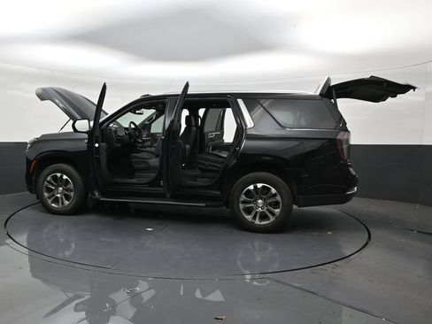Used 2025 Chevrolet Tahoe LT w/ Comfort Package RWD image 29