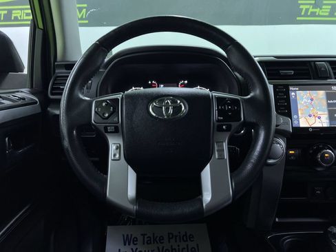 Used 2022 Toyota 4Runner SR5 Premium AWD/4WD image 19