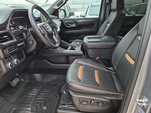 Used 2023 GMC Yukon AT4 w/ AT4 Premium Package AWD/4WD image 19