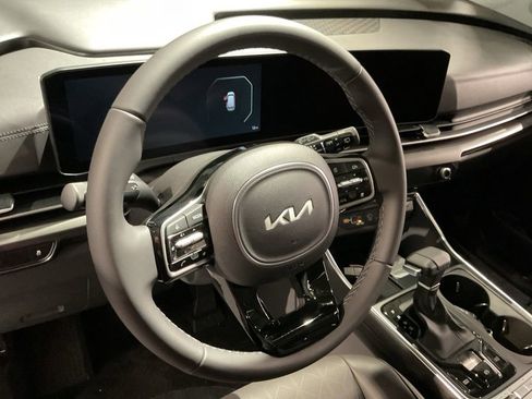 New 2026 Kia Carnival SX FWD image 11